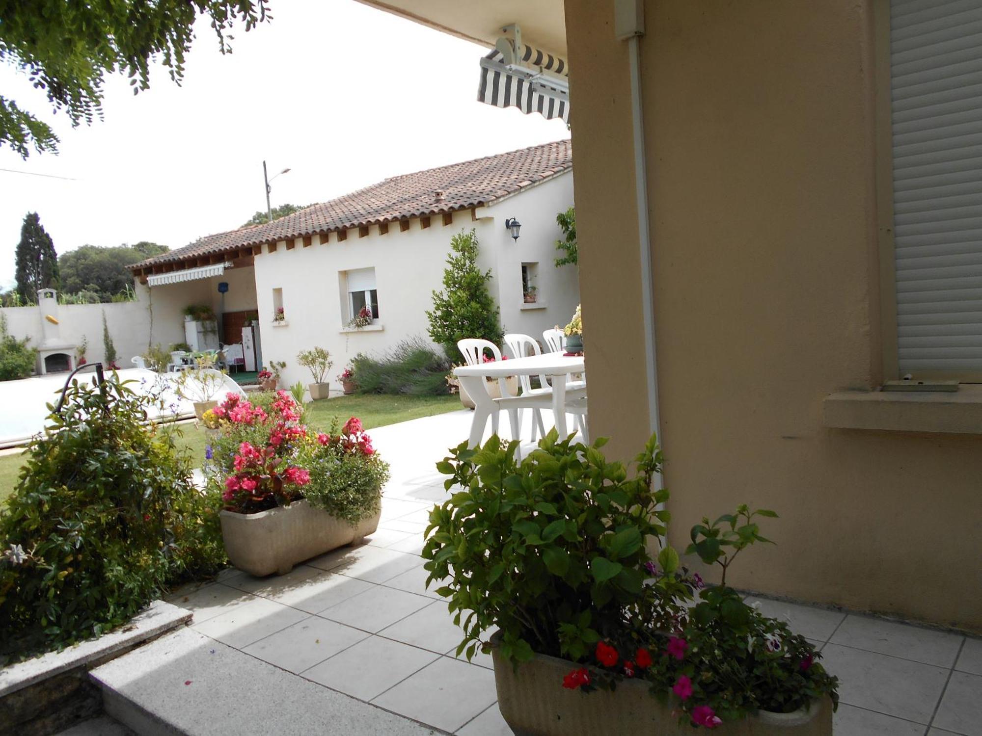 Les Tilleuls B&B โอรองช์ ภายนอก รูปภาพ