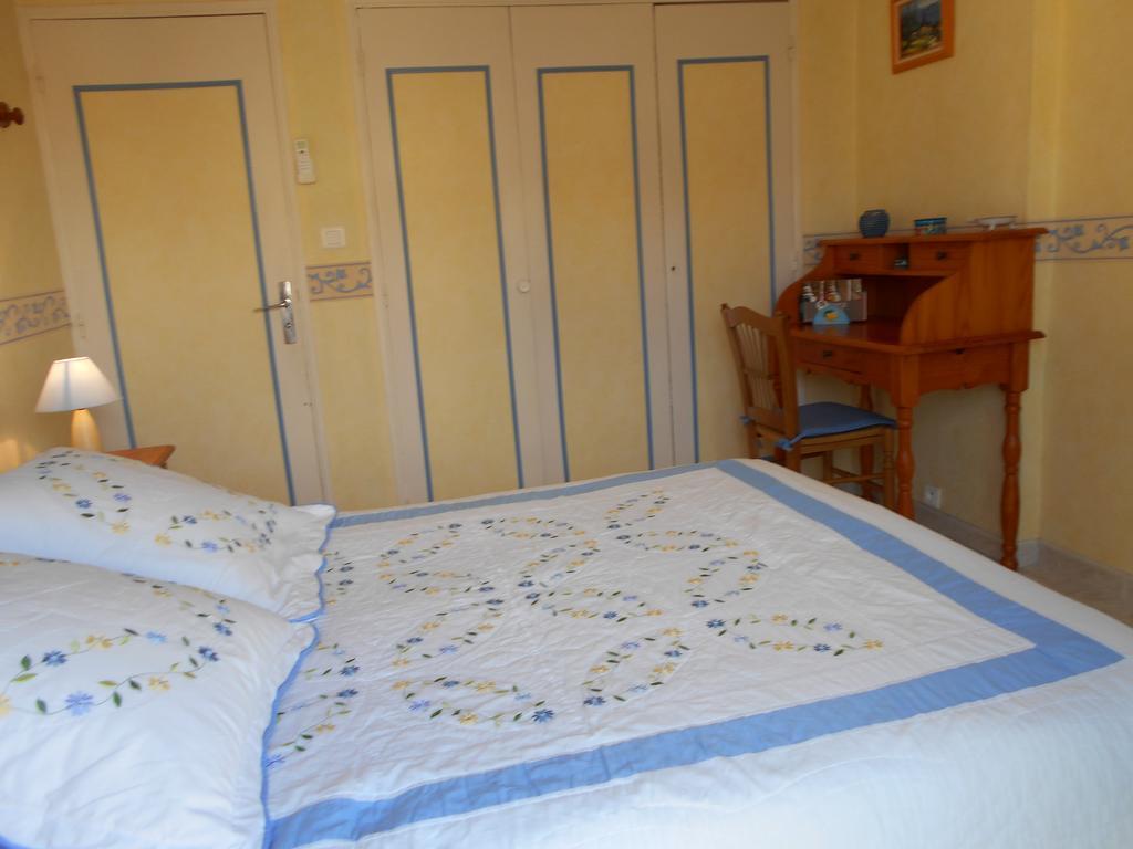Les Tilleuls B&B โอรองช์ ห้อง รูปภาพ