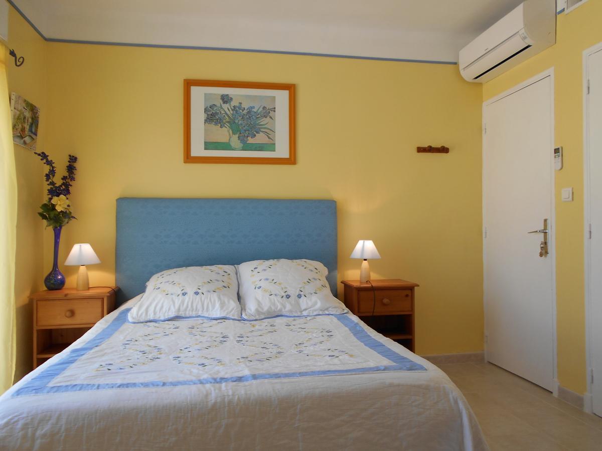 Les Tilleuls B&B โอรองช์ ภายนอก รูปภาพ